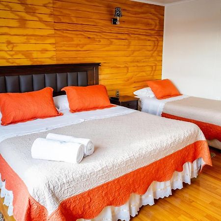Casa Lucy Bed & Breakfast Puerto Natales Exterior photo