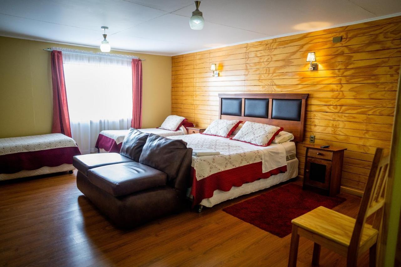 Casa Lucy Bed & Breakfast Puerto Natales Exterior photo