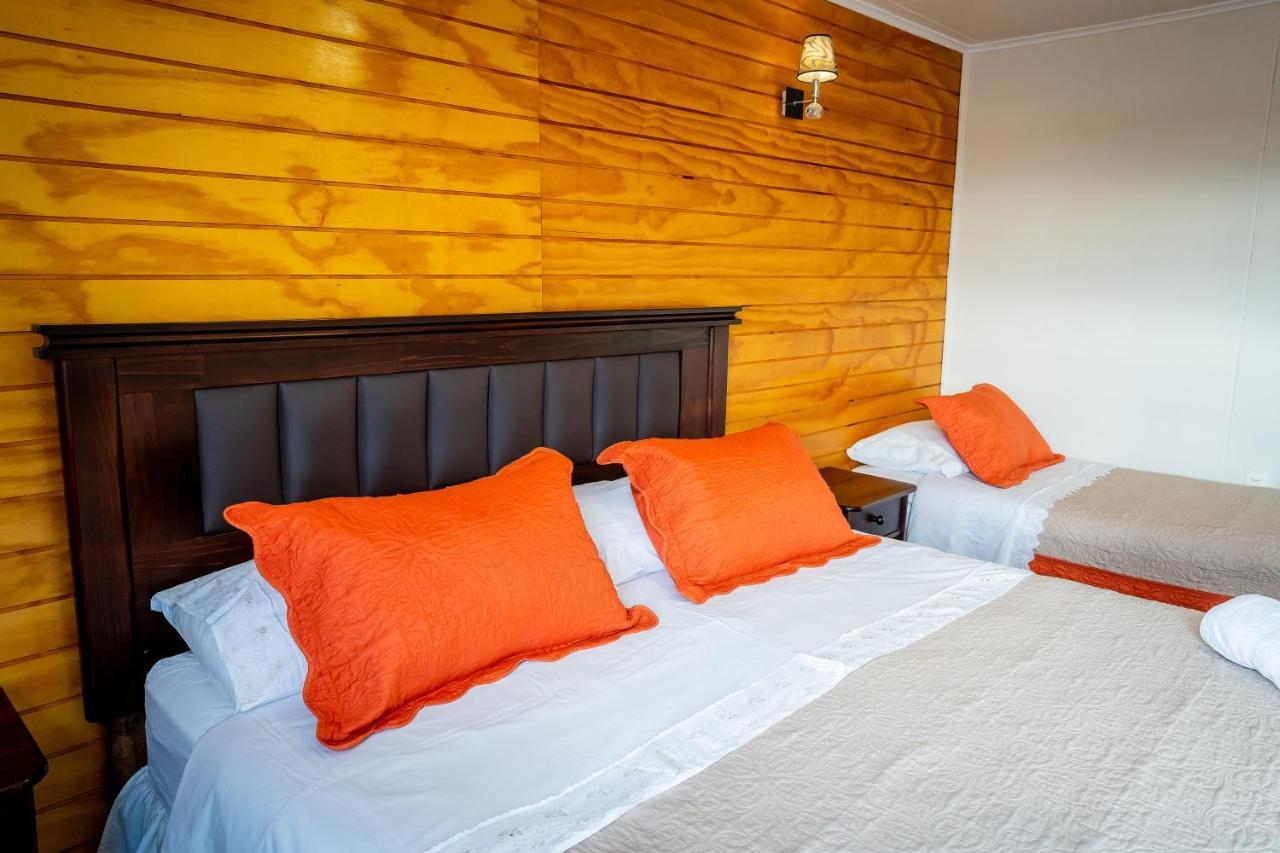 Casa Lucy Bed & Breakfast Puerto Natales Exterior photo