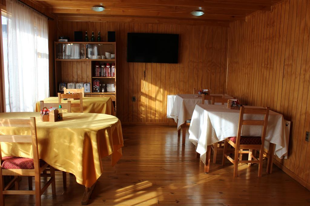 Casa Lucy Bed & Breakfast Puerto Natales Exterior photo