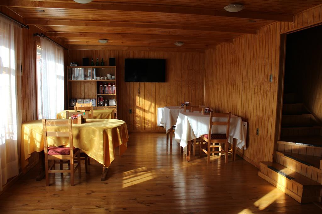 Casa Lucy Bed & Breakfast Puerto Natales Exterior photo