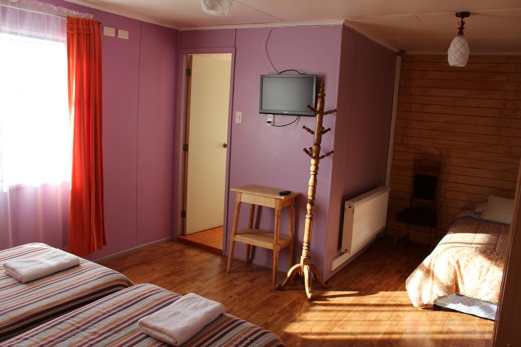 Casa Lucy Bed & Breakfast Puerto Natales Exterior photo