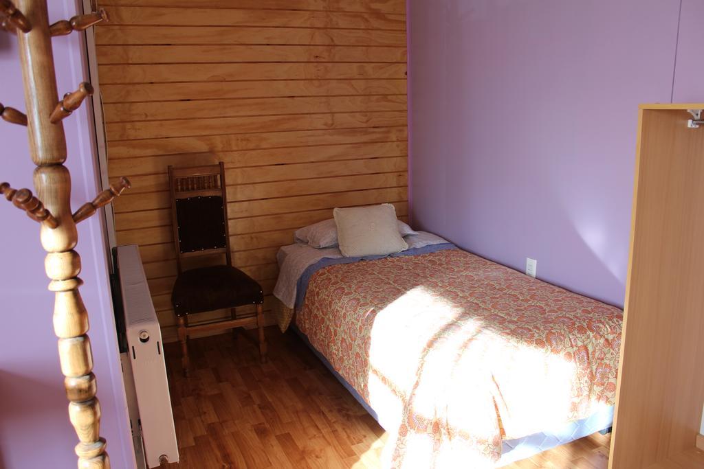 Casa Lucy Bed & Breakfast Puerto Natales Exterior photo