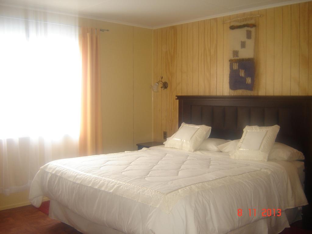 Casa Lucy Bed & Breakfast Puerto Natales Exterior photo