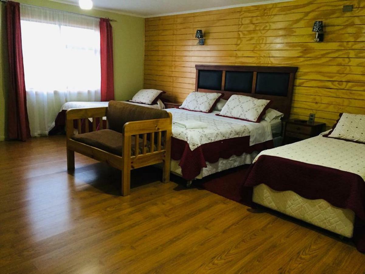Casa Lucy Bed & Breakfast Puerto Natales Exterior photo