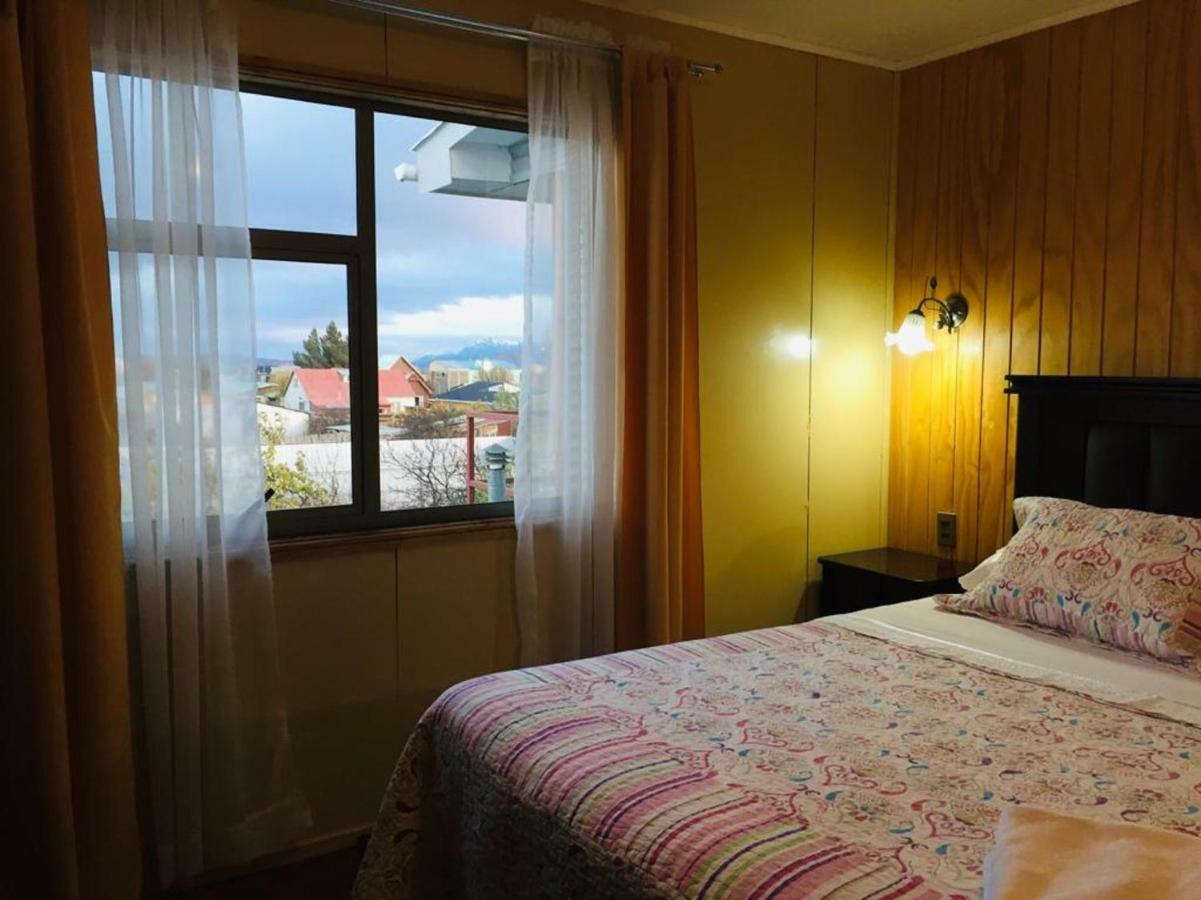 Casa Lucy Bed & Breakfast Puerto Natales Exterior photo